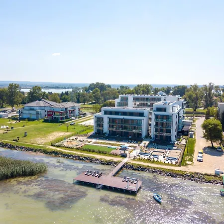 Bluelake At Sunset Fonyód