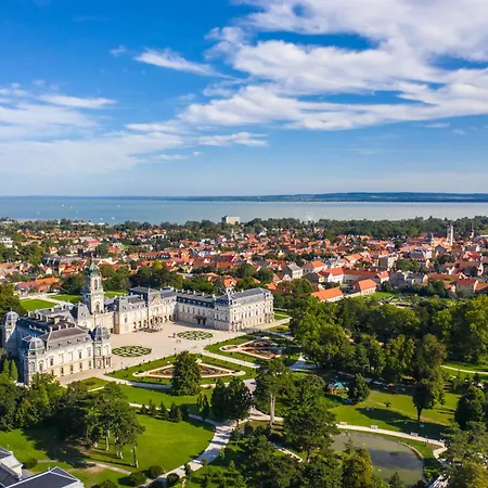 公寓 Bluelake At Sunset *