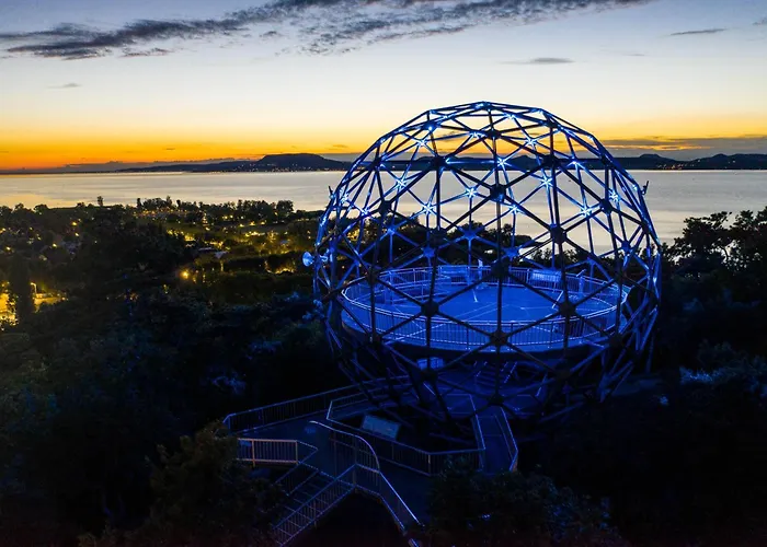 Bluelake At Sunset アパート